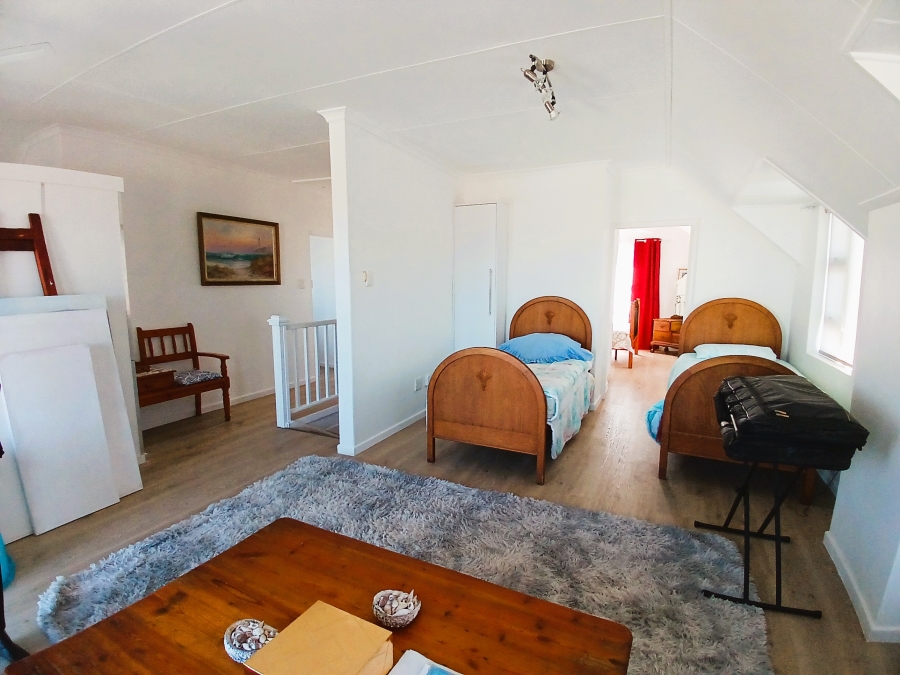 3 Bedroom Property for Sale in Heuningkloof Western Cape
